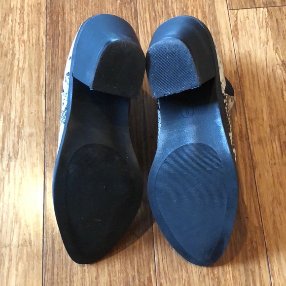 Universal Thread Snake Skin Stud Booties - Picture 8 of 11